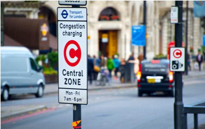 Lontoossa ympäristövyöhyke ja ruuhkamaksu yhdistetty Toteutettu Ruuhkamaksu Ympäristövyöhyke Hybridibusseja Vanhimmat taksit pois liikenteestä Suunniteltu Ympäristövyöhykkeen tiukennus