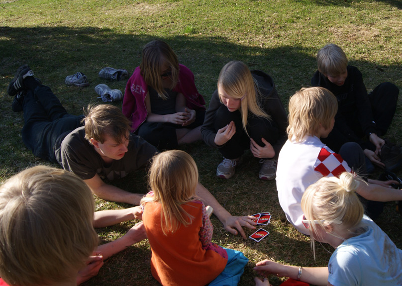 osa teki palauttavan karttaharjoituksen. Leirin pääharjoitukseksi muodostui kirkkis, jota harjoitettiin iltaisin.