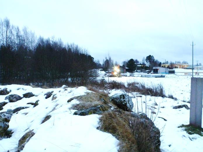 Kurjalan kartanon kirkon raunio RKY-alue sijaitsee Hämeenkosken kirkosta n. 500 m luoteeseen. Alue rajautuu etelässä Keskustiehen, lännessä Käikäläntien pohjoispuolelle ja pohjoisessa Aurinkotiehen.