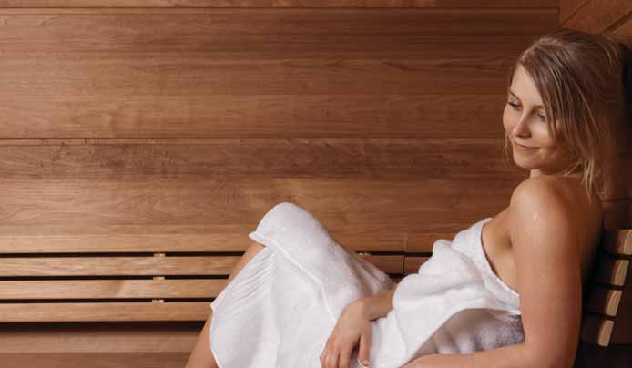 12 SEINÄKIUKAAT NOPEASTI LÄMMIN SEINÄKIUAS Ohjain joka tunnistaa saunasi ja opettelee lämmittämään löylyhuoneen optimaalisesti ja energiatehokkaasti.