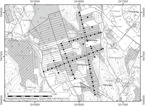 Teuvo Herranen 18. Nylandsmossen Nylandsmossen (kl. 2323 03, x = 7067,1, y = 3316,1) sijaitsee noin 15 km Kruunupyyn keskustasta kaakkoon (kuva 23).