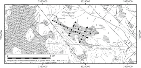 Teuvo Herranen 42. Samsmossen Samsmossen (kl. 2323 05, x = 7060,0, y = 3323,9) sijaitsee noin 28 km Kruunupyyn keskustasta kaakkoon (kuva 50).