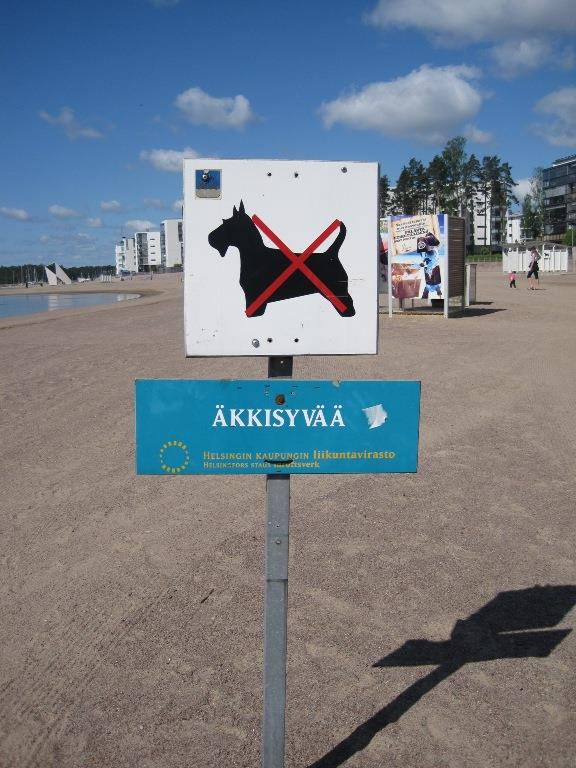 15 Koirankieltomerkki ja varoitus äkkisyvästä Aurinkolahden uimarannalla 9.2 Tiedottaminen normaalioloissa Helsingin kaupungin internetsivuilla on mm.