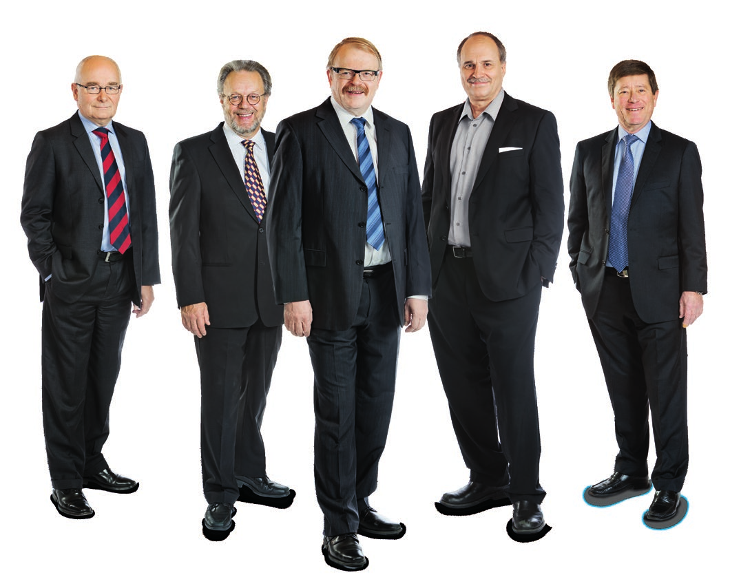 Elektrobit Oyj HALLITUS Vasemmalta oikealle: Staffan Simberg, Erkki Veikkolainen, Seppo Laine, Juha Hulkko ja Jorma Halonen. Hallituksen jäsen Juha Hulkko s. 1954, DI, emba, Dr.tech
