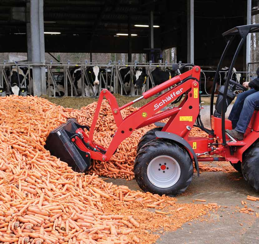 The Schäffer 2034: The New Loader In The 2t Class The Schäffer 2034 is an agile loader that has an exceptional motor in its basic execution with a 3 cylinder Kubota motor with 24 kw (33 HP).