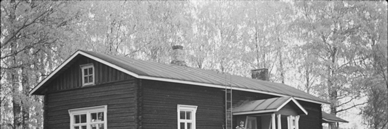 Vuodesta 1985 lähtien rakennus on ollut vuokrattuna kesäasunnoksi. Rakennus on pohjakaavaltaan säilynyt paritupana.
