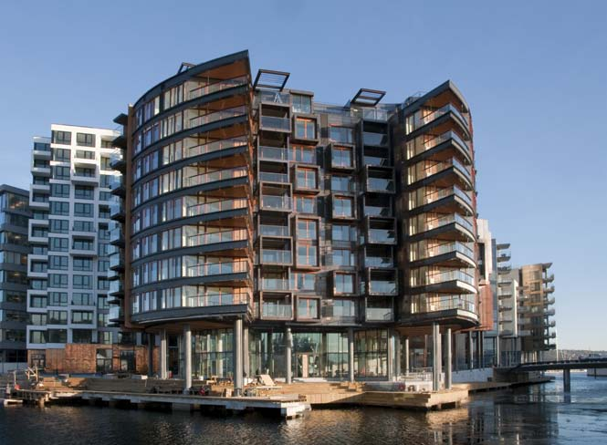 Foto: Trond Joelson / Byggeindustrien Tjuvholmen, Oslo, Norja. Lasi: Pilkington Suncool 70/35.