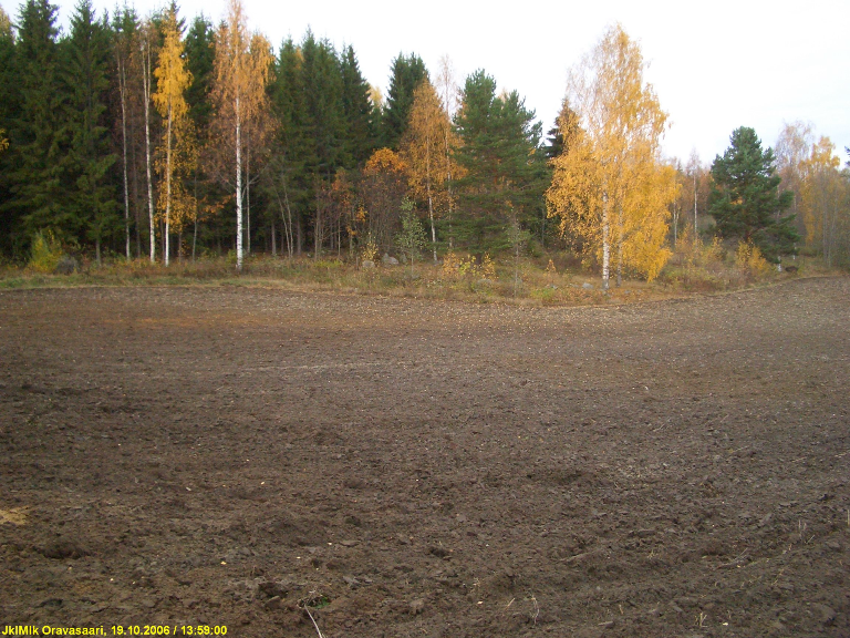 9 Löydöt kuvan etualalta vasemmalta.