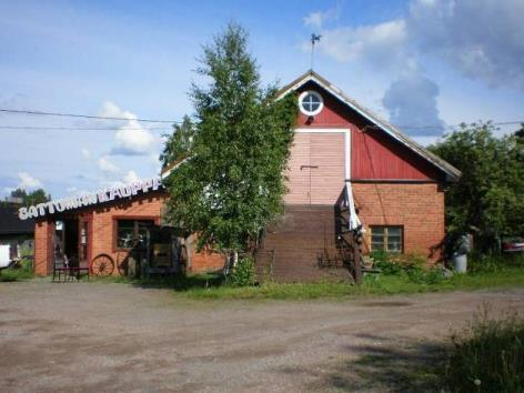 päädyissä pyöreät ikkunat Katemateriaali Sementtikattotiili Katon muoto Satula Kuisti Pohjoispuolella pulpettikattoinen tiilirakenteinen osa Kunto Ulkoisesti hyvä Uotsola-Häijää-Salmi osayleiskaava,