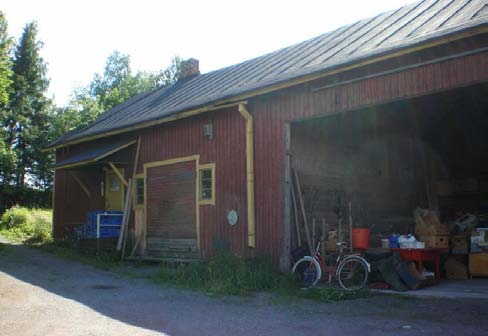 Uotsola-Häijää-Salmi osayleiskaava, inventointikortti 2011 Tarkennus 2016 Kohde 29 Kuvaus Peiterimavuorattu talousrakennus sijoittuu suorakaiteen muotoisen