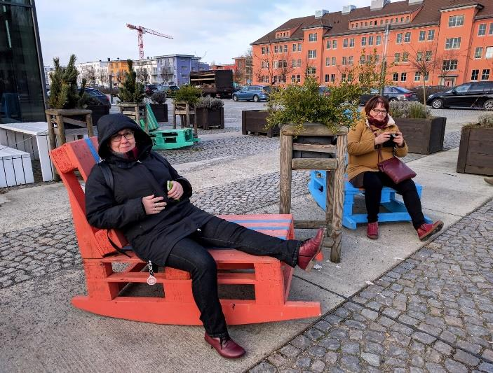 Alueen rakennukset ovat energiatehokkaita, joissa on rakennettu lämmön talteenotto ja joissa käytetään aurinkosähköä ja