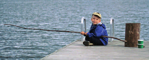 Jari Kostet Nuorten houkutteleminen kalastusharrastuksen pariin on tärkeä tavoite Metsähallituksessa.