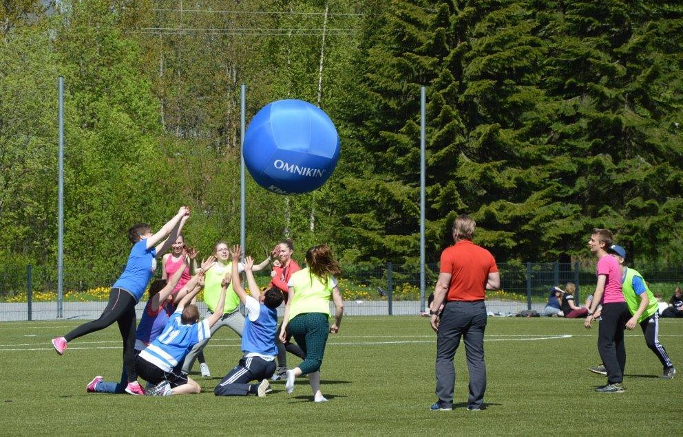 LÖYDÄ ILO LIIKKUA Kurssi on tarkoitettu oppilaille, jotka eivät ole vielä löytäneet tapaansa liikkua. Ei siis aktiiviharrastajille.