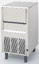 PORKK 61 /24h 60 132 62 136 495 - Lb 20-44 Jääpalamäärä ntal iskuber/tim 3330 3440 1710 1770 Säiliön kapasiteetti jääpaloina ntal iskuber i bingen 1100 580 475 52 66 0,35 R404 858.