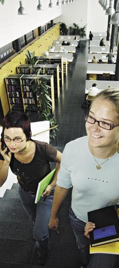Oman kampuksen asiakaspalveluissa se on kehittänyt eri palveluteemoja (mm. kaukopalvelu, asiakastyöasemien autentikointi, perintä, käyttötutkimus).