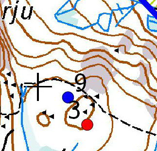 Turbiinipaikka 9 Kanervatyypin (CT) kuivahko ja kivikkoinen mäntykangas, jossa puuston pituus on 6 10 metriä.