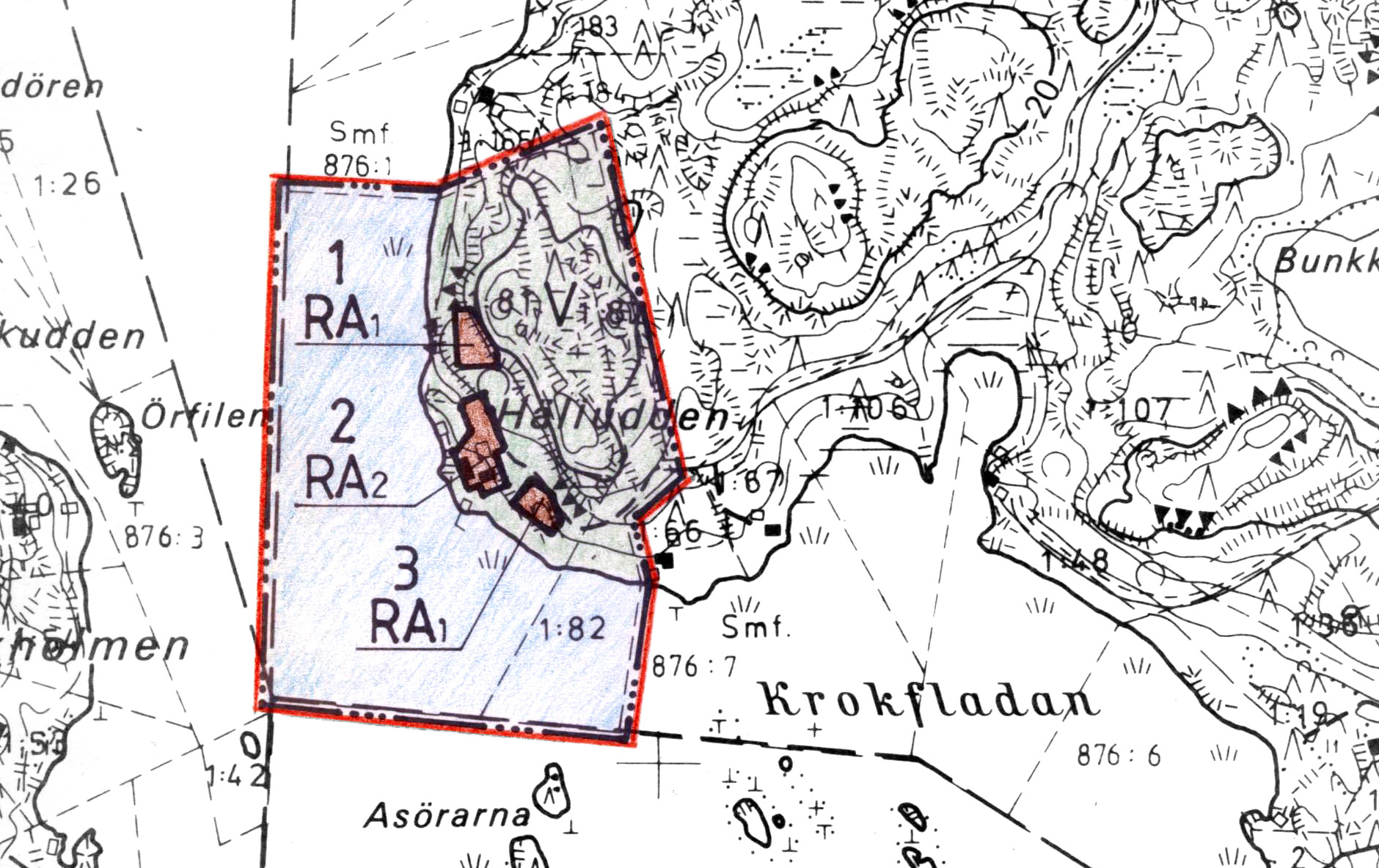 15 Utdrag ur strandplanen. (1991) Ote rantakaavasta. (1991) placera tre skilda, till ytan högst 6 m² stora strandbodar invid vattenlinjen. Vattenområdet som hör till lägenheterna ingår i planområdet.