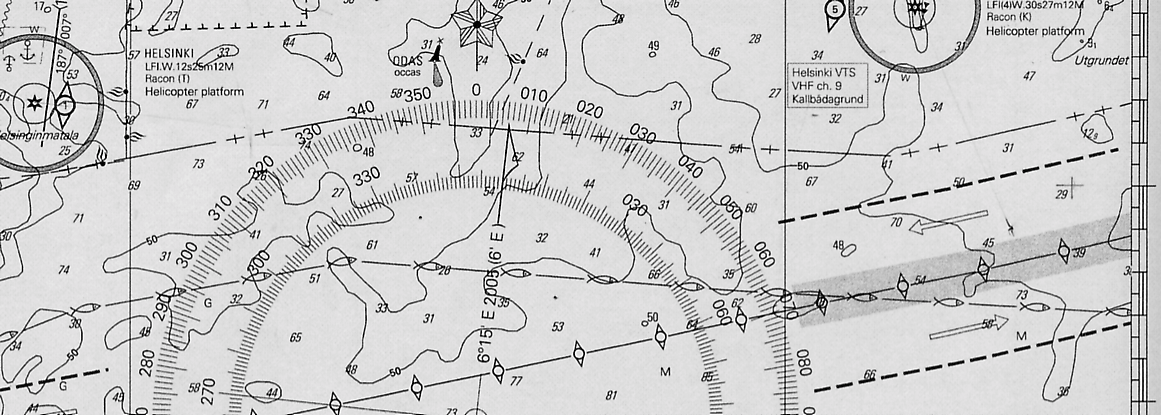 RL 09.12.2005. Teht.6 Erään aluksen merkintäpaikka on 59 o 55,0 P;025 o 43,0 I ja KS=246 o. Klo 20.35 suunnitaan ohjauskompassilla Kalbådagrundin merimajakka ks=325 o. Klo 21.