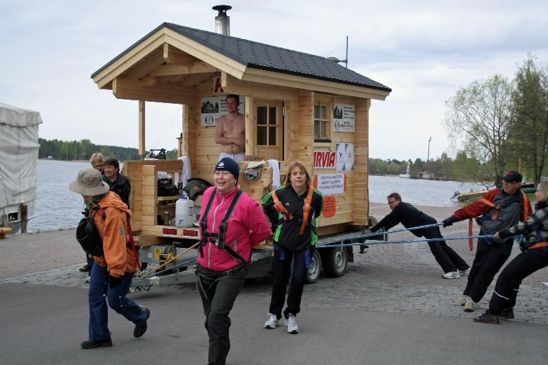 Toimijuuden lyhyt oppimäärä (Lähde Salme Mahlakaarto, ID MAHLAKAARTO) Yhteisön yhteisvoima kasvaa vain kohtaamisen välineillä Tilan antaminen ja ideoiden kuunteleminen on edellytys osallisuudelle