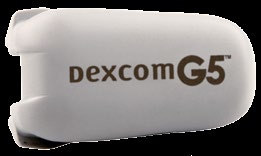 Lähettimen yleiskatsaus Kuva 2. Dexcom G5 Mobile -lähetin edestä ja takaa HUOMAUTUS: Kuvat ovat vain malleina, sinun lähettimesi saattaa näyttää erilaiselta.