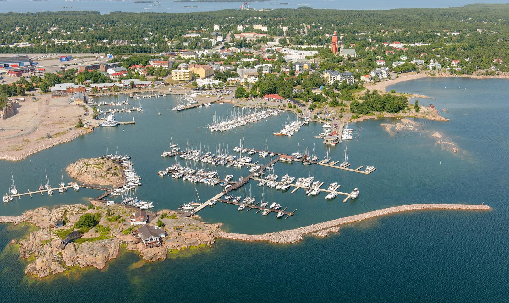 Hangon kaupunki Tehtaanniemi Asemakaavaselostus Asemakaavanmuutos koskee: Itäsataman ja Tehtaanniemen alueilla korttelia 113 sekä katu-, ja puistoalueita.