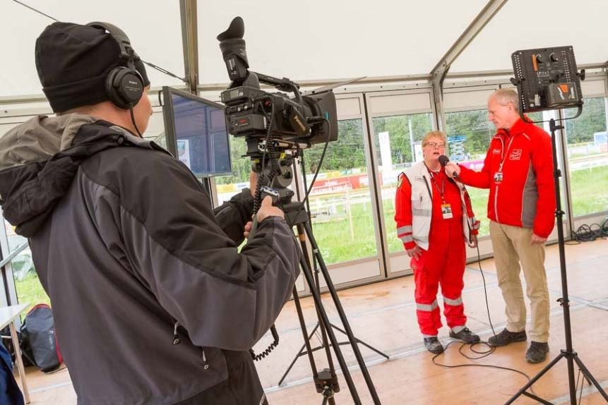 Areenatuotanto Ääni ja kuvamaailman toteuttaminen, TV tuotannon ja radioinnin tukeminen, kilpailijoiden GPS seurantalaitteiden jako, kuulutus Toimitsijat (70