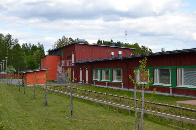Sivistyskeskus Tavoitteista toteutui 7/11 Nuorten vaikutusmahdollisuuksia lisätty kunnan päätöksenteossa Nuorisovaltuuston edustajat osallistuivat kunnanvaltuuston ja lautakuntien kokouksiin