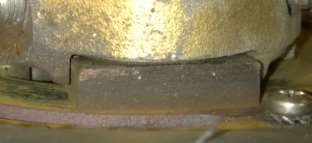 00-5 8 PR tubeless, vanne Beringer 5. Laskutelineen renkaat Kingstire 4.00-6 4 PR, sisäkumeilla. 9.