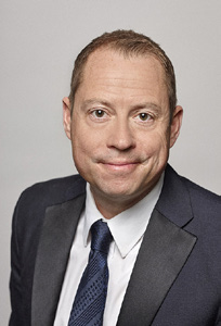 Hallituksen jäsen 2016 Tarkastusvaliokunnan jäsen Riippumaton yhtiöstä Tärkeimmät työtehtävät Mikaros AB, toimitusjohtaja 2011 2014 IK Investment Partners AB, managing partner 2004 2010 johtaja 2001