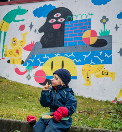 LISÄÄ katutaidetta Helsinkiin on Helsinki Urban Art ry:n ja G-REX-katutaideryhmän yhteisprojekti. Olemme yhteisöllisen kaupunkikulttuurin ja visuaalisuuden ammattilaisia.