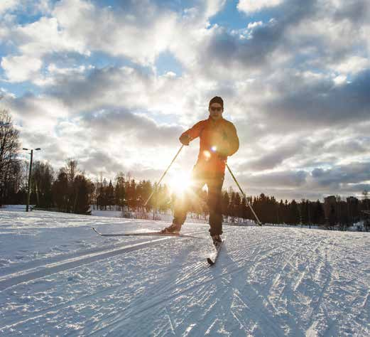 VantaaTilaa KAUAS ON PITKÄ MATKA - PAITSI VANTAALTA! Vantaalta pääsee hetkessä eri puolille Suomea ja maailmaa - ja maailmalta on kätevä sujahtaa Vantaalle.