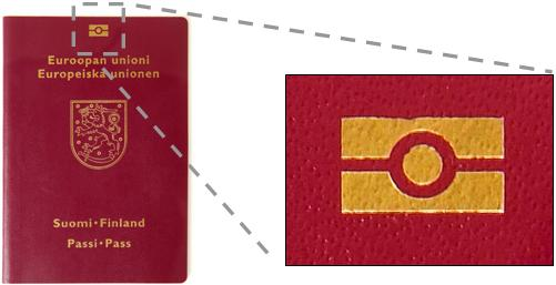 12 Kuva 3: Biometrinen passi (Rajavartiolaitos 2012a) Rajatarkastus Schengen - sopimuksessa määritetään, että rajatarkastus tarkoittaa rajanylityspaikoilla suoritettavia tarkastuksia, joiden