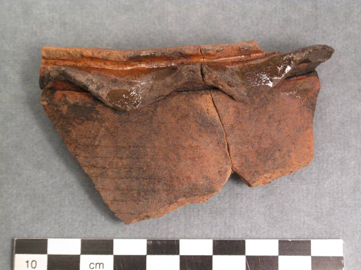1500-luvulta (vrt. Majantie Ed. 2007: s. 197, kuva 84). Liitupiippujen käyttö puolestaan yleistyi vasta 1600-luvulla.