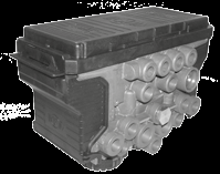 Commercial Vehicle Systems Doc. No. Y (FI - Rev. 00) Heinäkuu 0 TEBS G Kaapelit TEBS G järjestelmään PD--0 Tuotevalikoima - TEBS G. kaapelit - S/M järjestelmä (jatkuu) TEPM-P TEPM-A TEBS G.