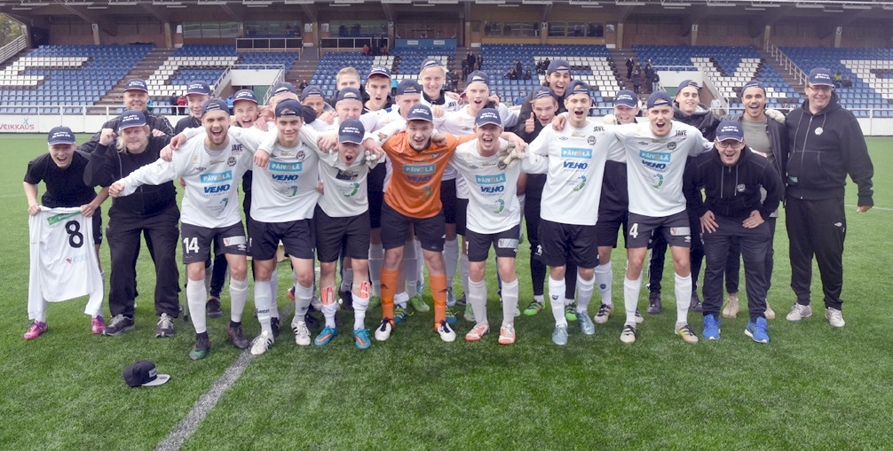 FC Haka/HJS A-poikien kausi paketoitiin hopeamitalien jakoon Kupittaalla syyskuun lopussa.