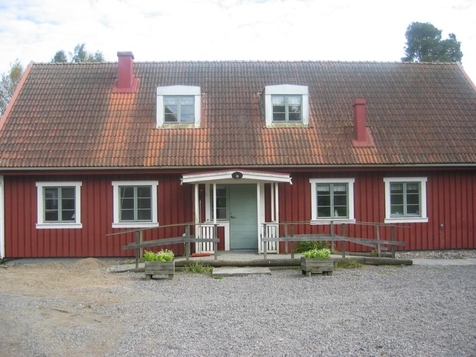 Högbyn malli Yhteistyö kunnan kanssa / mixmalli Yrittäjä vastaa maatilaympäristöstä ja töiden suunnittelusta