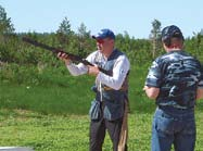 Ensi vuoden helmikuussa Suomessa järjestettävien ilma-aseiden Euroopan mestaruuskisojen isäntäkaupunki Heinola luovutti oman terveysliikunta-maskottinsa eli viisaan pöllön EM-kisojen viralliseksi