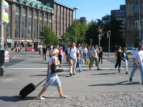 Rautatieaseman kohdalla merkittävimmät ulkotiloja koskevat ongelmat todettiin Asemanaukiolla, jonka taksiasema on tärkeä Rautatieaseman jatkoyhteyksien kannalta.