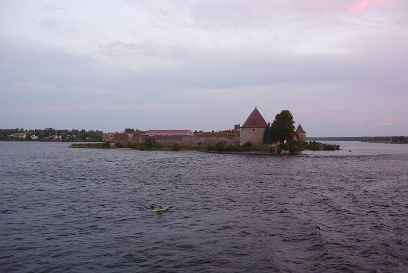 Rauhan sisältöä Sopimus sai nimensä solmimispaikastaan, Pähkinälinnan (ruots. Nöteborg, ven.