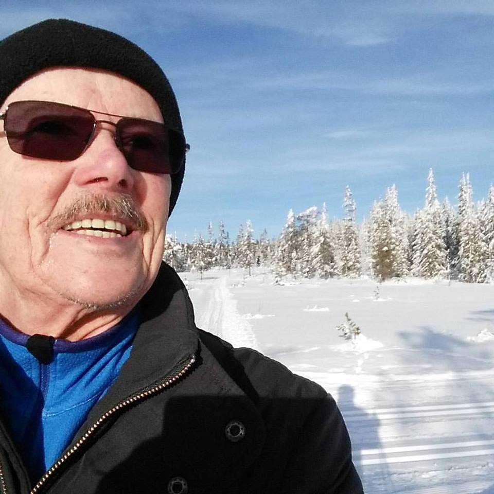 Vaikka aluksi söimmekin tukevan lounaan, lanttu- ja porkkanalaatikolla höystettynä, niin kaikki pysyivät hereillä mielenkiintoisen esityksen aikana.