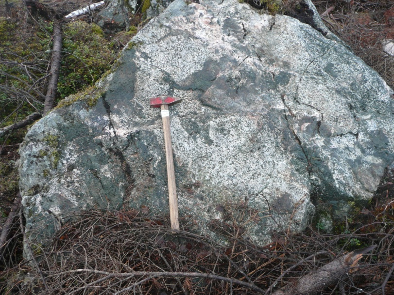 fragmentteja heterogeenisia kerroksia (valokuva