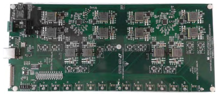 Loppuraportti 6(20) 3 Työn tulokset 3.1 Laitteisto Kuva 1: Demokortti DC2100A c [6] Linear Technologyn valmiin DC2100A c demokortin ansiosta meidän ei tarvinnut tehdä omaa balanssointikorttia.