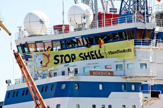 21 Kuva 4. Greenpeacen aktivistit tunkeutuivat jäänmurtaja Nordicalle (HS 1.5.2012) 5.6 Kyberuhat Kyberuhkat muodostavat laaja-alaisen ja merkittävän haasteen kokonaisturvallisuudelle.