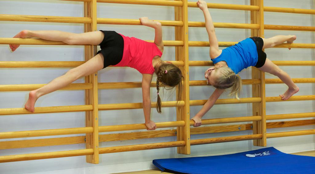 Mnipulisuus lasten liikunnassa 26 Mnipulisuus ja vaihtelu vat turvallisimmat ja varmimmat keint kasvattaa lapsi nauttimaan liikunnasta.