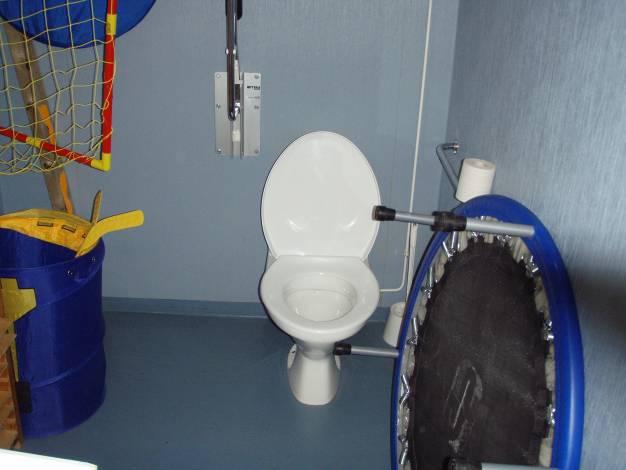 LVI-kuva 2. Yleiskuva wc-istuimista.