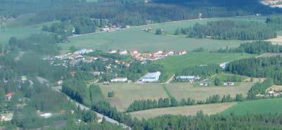 5 Luonnonolot ja kasvillisuus Hausjärven kunta kuuluu eliömaantieteellisesti eteläboreaaliseen vyöhykkeeseen, tarkemmin lounaismaahan eli vuokkovyöhykkeeseen.