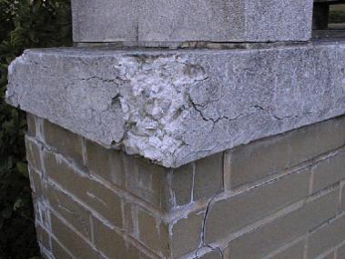 Betonin vaurioituminen : Betoni voi vaurioitua : Mekaanisesti ulkoisen voiman vaikutuksesta. Pakkasrapautumalla (toistuva jäätyminen ja sulaminen).