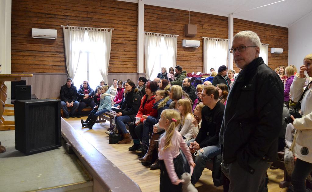 me hetkellä tuli muutama peruutus, kissoja oli riittävästi ja myös rotuvalikoima oli runsas.