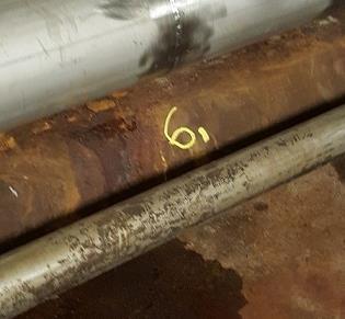 30 KUVA 4. Kohdenumero 6. Putkikanaalissa oleva sprinklerin pääsyöttö, jossa on havaittavissa ulkoista syöpymää. KUVA 5.