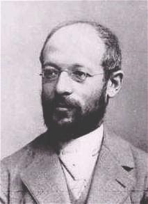 GEORG SIMMEL Sosiaalisena ilmiönä muotia on ensimmäisten joukossa tutkinut klassikko Georg Simmel, osana hänen kiinnostustaan urbaaniin elämään ja vuorovaikutukseen. Tunnetuin rahan sosiologina.